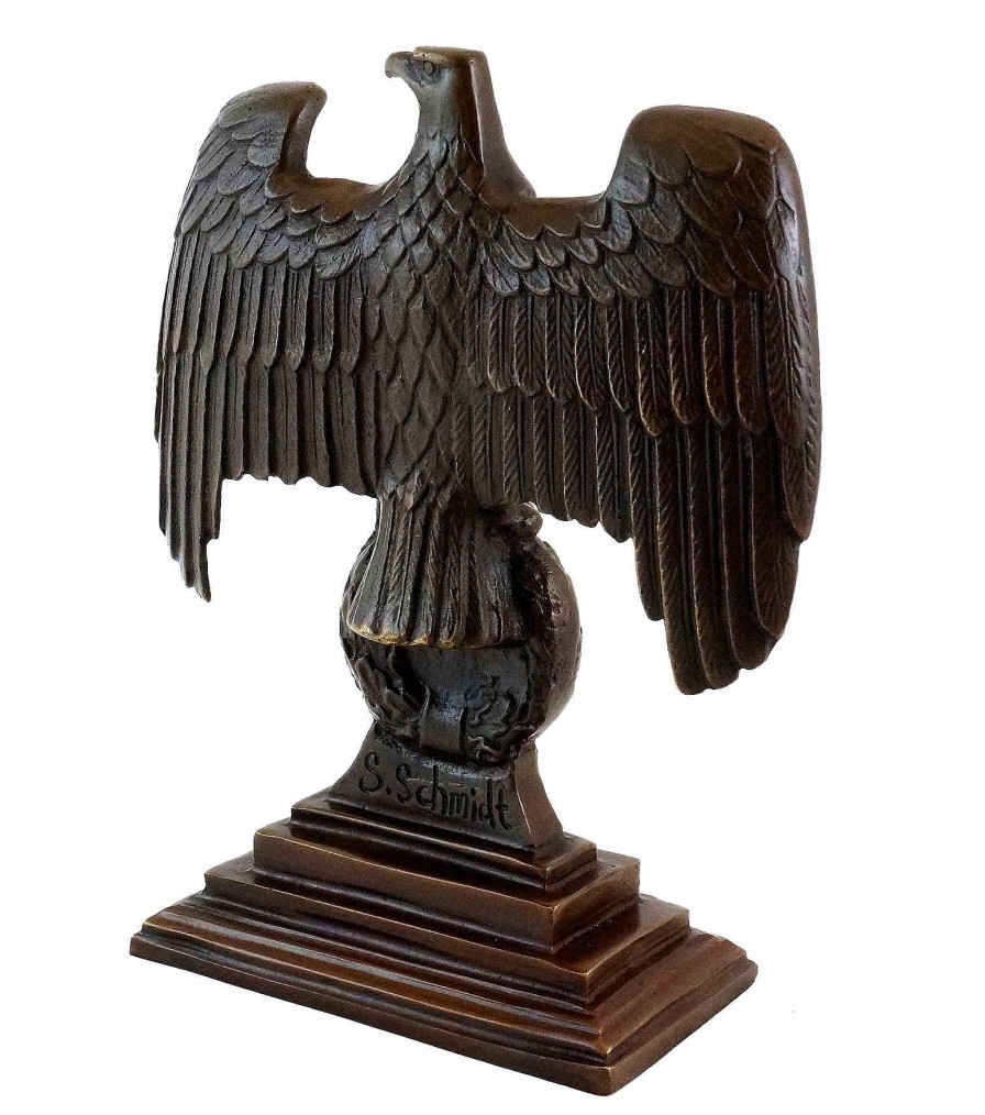 Kunst & Ambiente Imperial Eagle On An Iron Cross - First World War - Real Bronze Military Statues