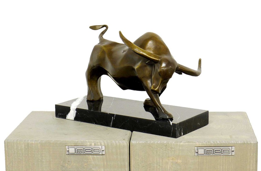 Miguel Fernando Lopez (Milo) Modern Animal Sculpture - Strong Bull - Signed Milo Contemporary Art