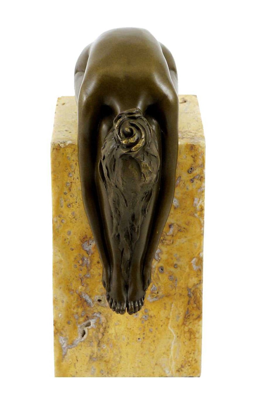 Miguel Fernando Lopez (Milo) Bronze Statue - A Bent Over Woman - On A Marble - Milo Contemporary Art