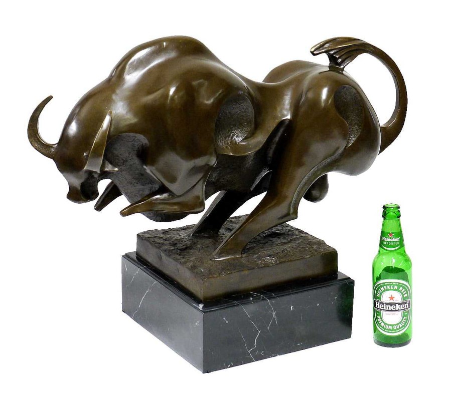 Kunst & Ambiente Huge Animal Figure For The Garden - Cubistic Bronze Bull Contemporary Art