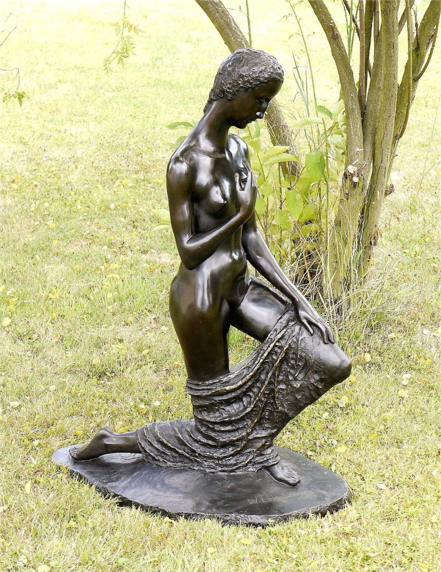 Wilhelm Lehmbruck Wilhelm Lehmbruck Bronze Statue - Kneeling Woman - 1911 - Signed Garden Statues