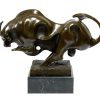 Kunst & Ambiente Huge Animal Figure For The Garden - Cubistic Bronze Bull Garden Statues